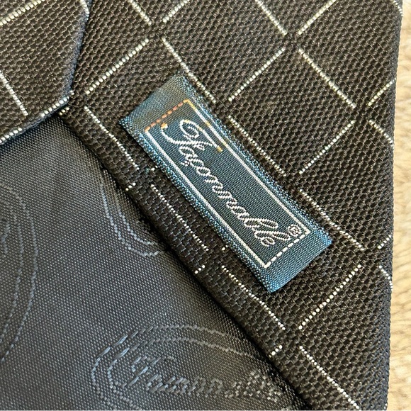 Faconnable Black Checkered Silk Tie NWOT 4” Wide 58” Long - Picture 5 of 5